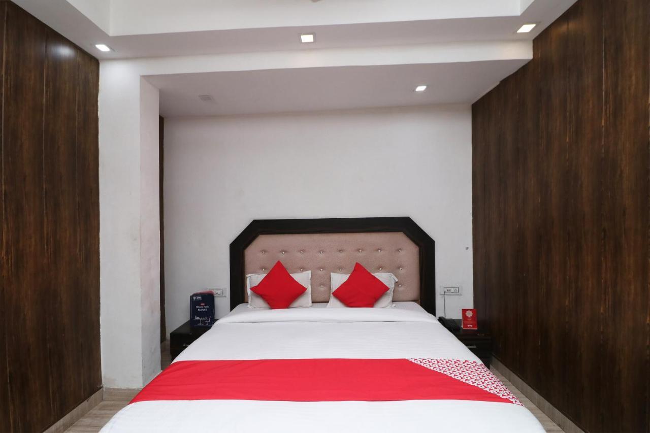 Oyo 29095 Garden Grill Hotel Saharanpur Exterior foto