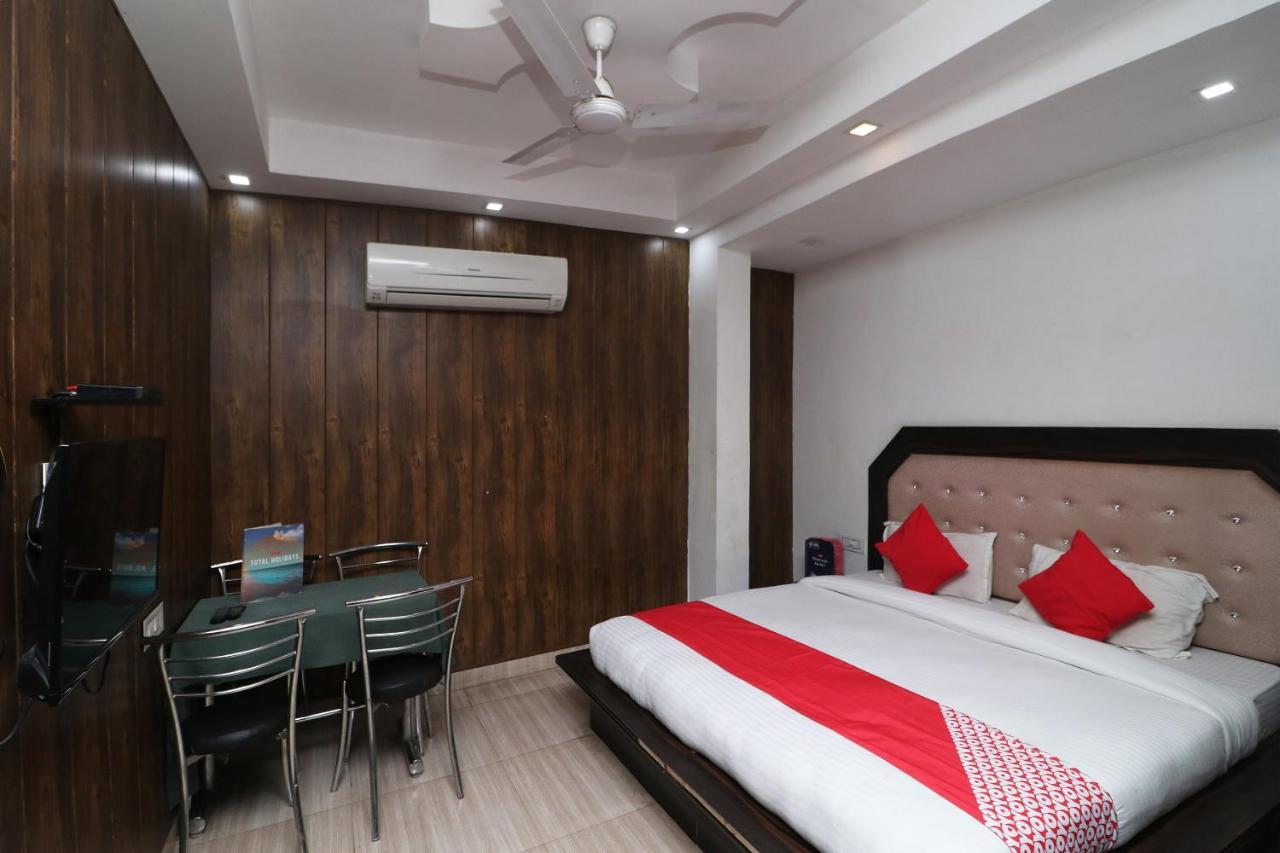 Oyo 29095 Garden Grill Hotel Saharanpur Exterior foto