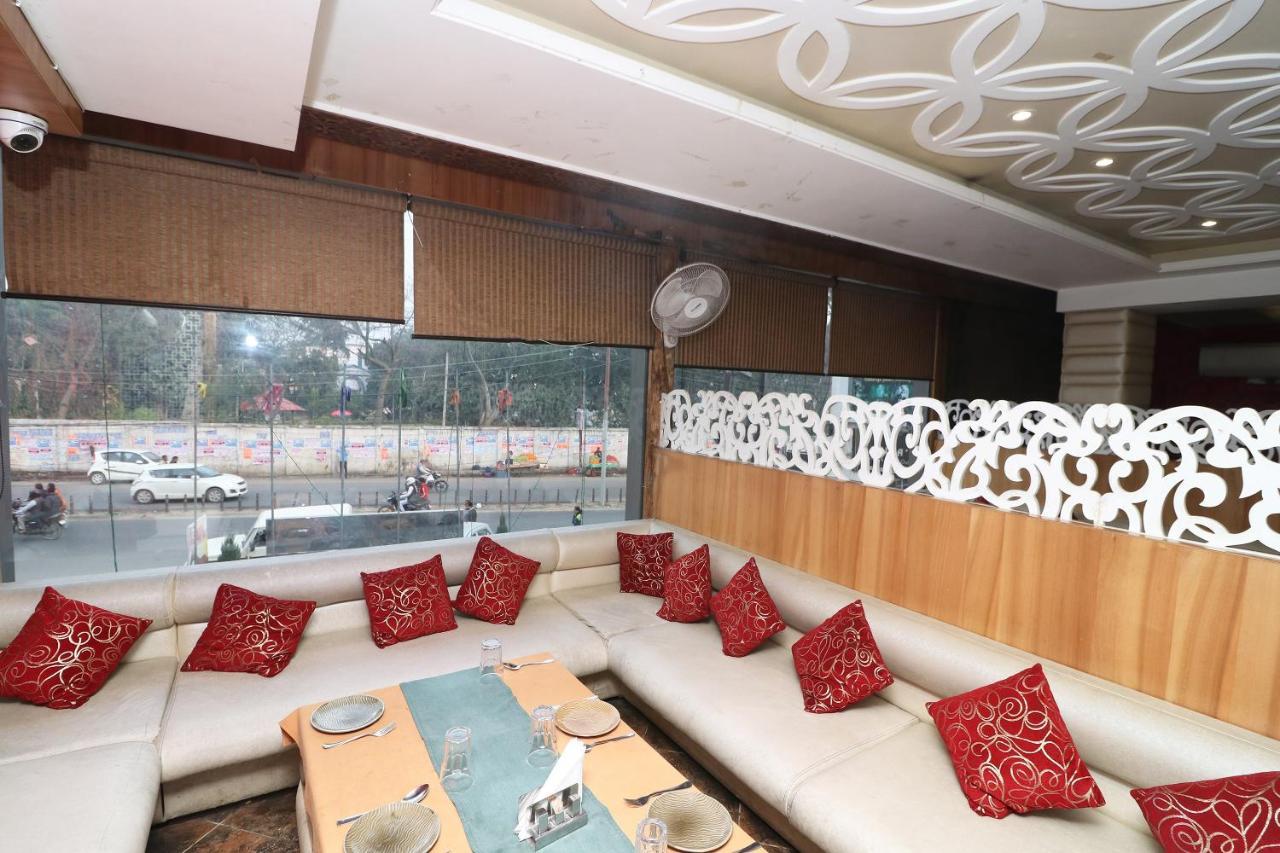 Oyo 29095 Garden Grill Hotel Saharanpur Exterior foto